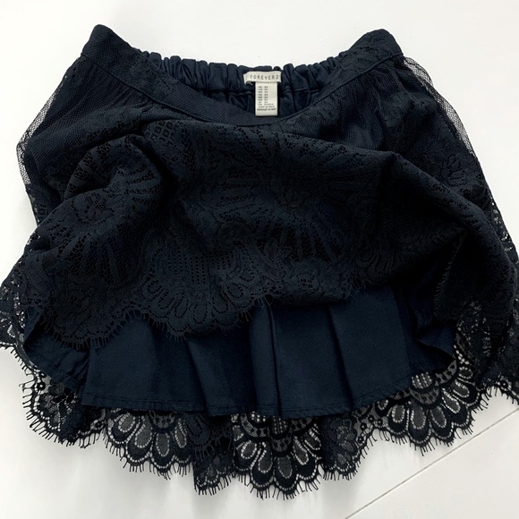 NWT Forever 21 Black Lace Skater Skirt - Picture 7 of 11